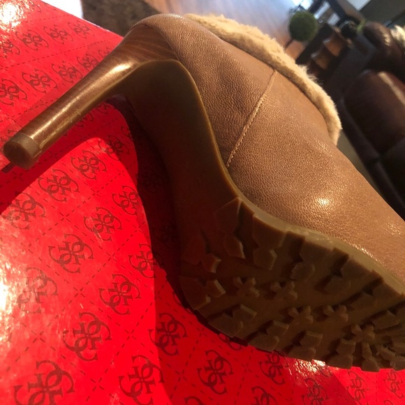 Shoes (heels) - Picture 2 of 8